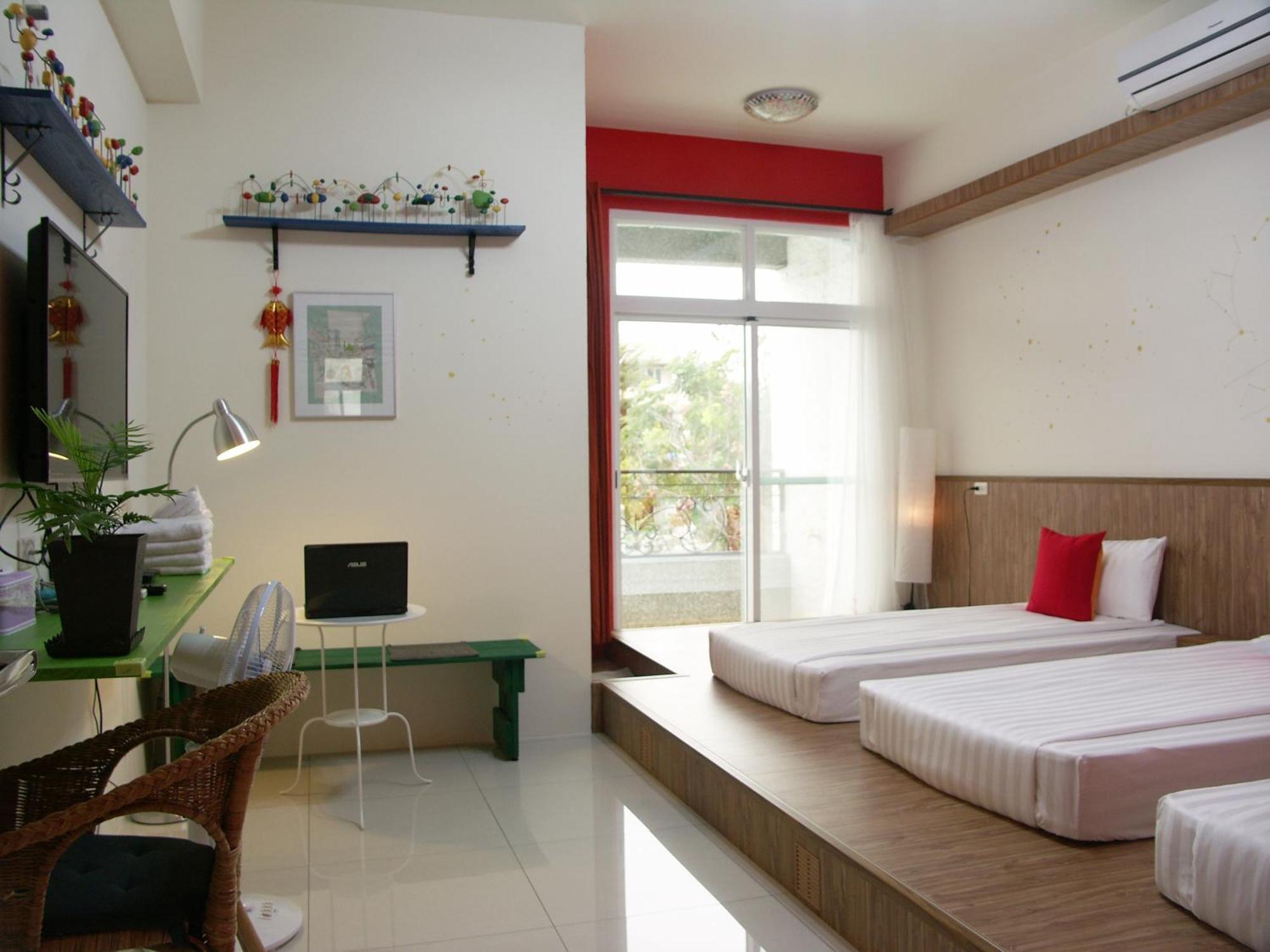 I Star Bed And Breakfast Taitung Bagian luar foto