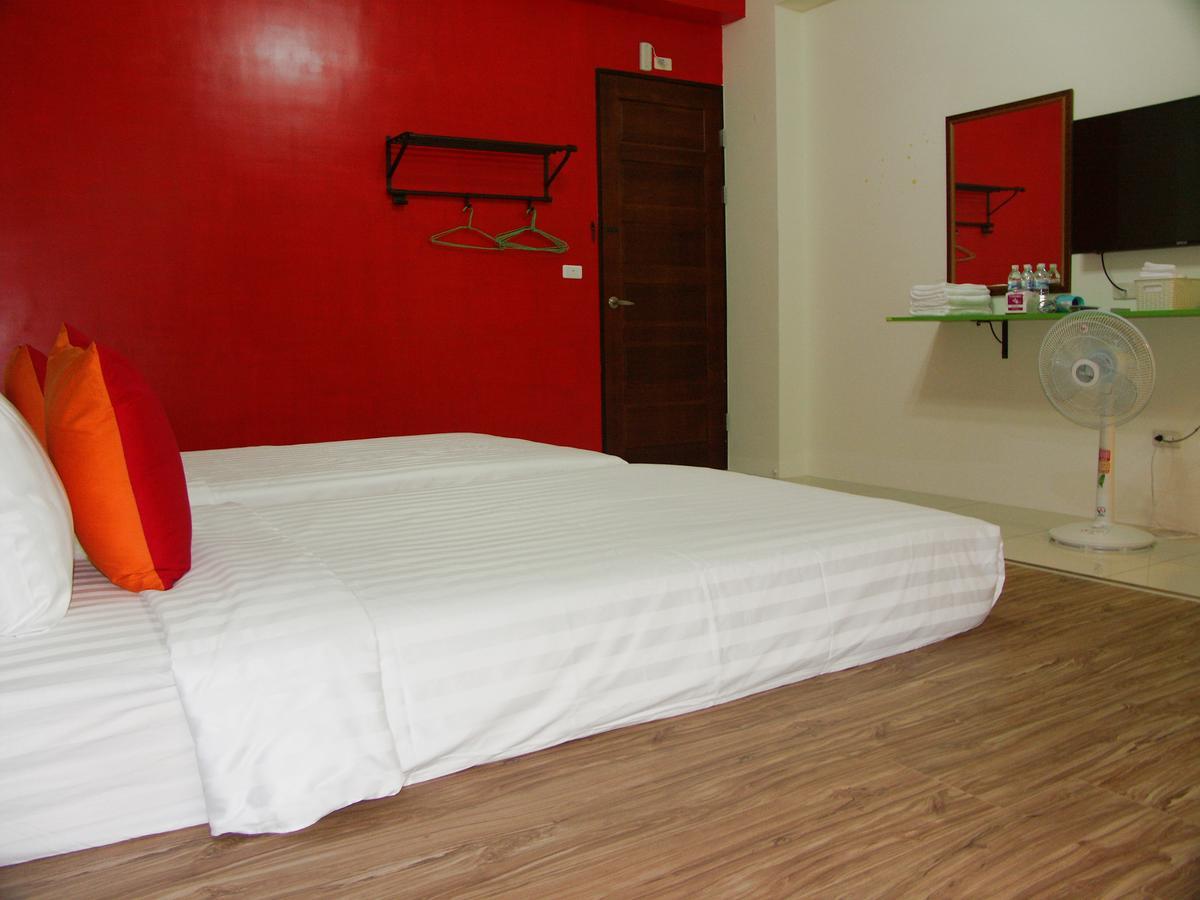 I Star Bed And Breakfast Taitung Bagian luar foto