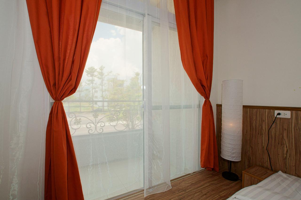 I Star Bed And Breakfast Taitung Bagian luar foto