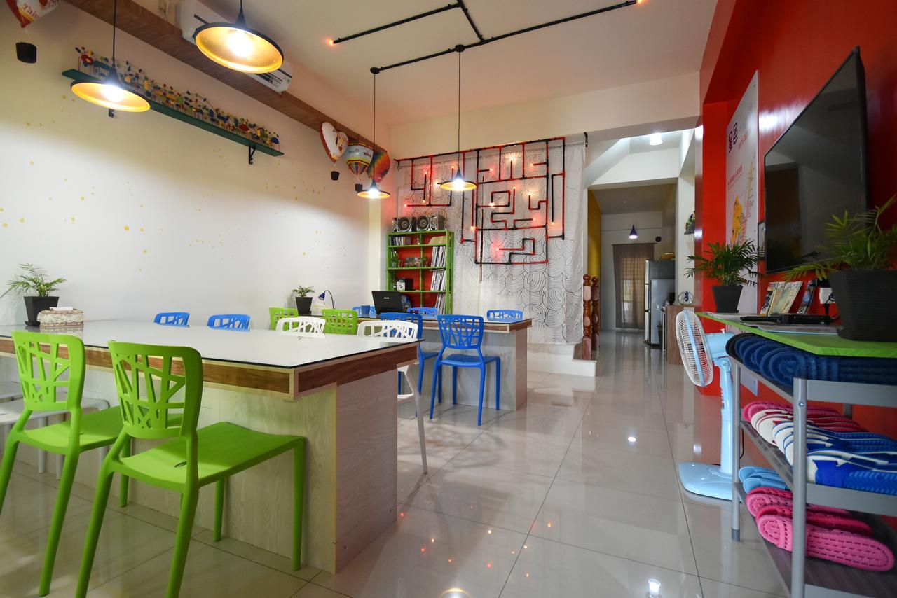 I Star Bed And Breakfast Taitung Bagian luar foto
