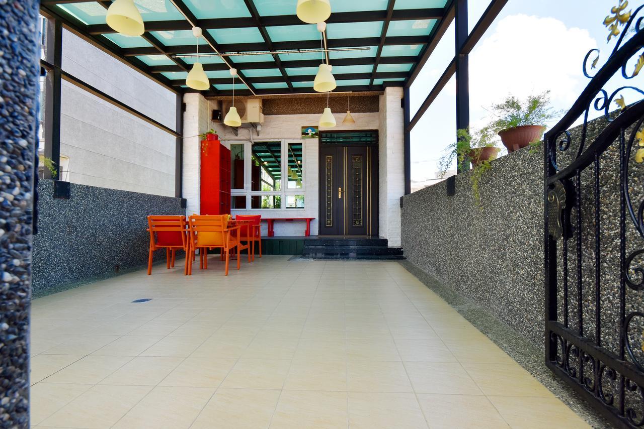 I Star Bed And Breakfast Taitung Bagian luar foto